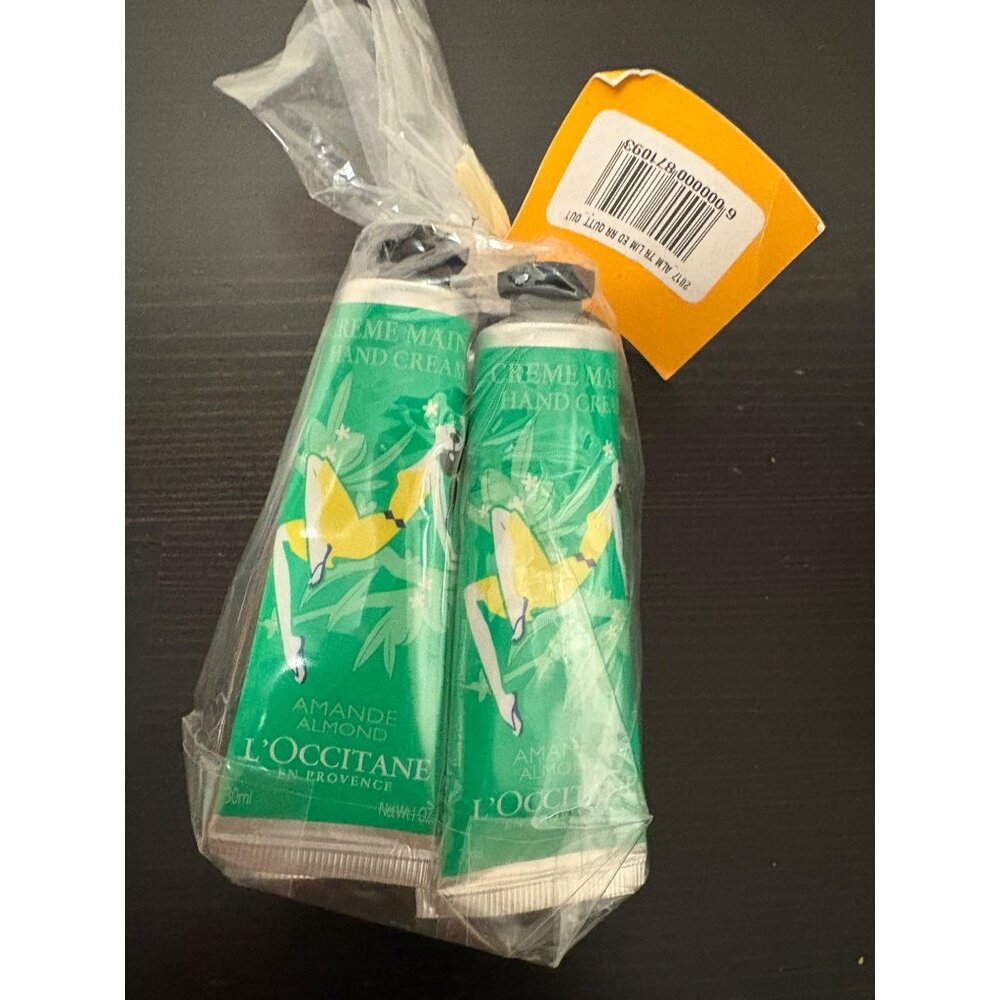 LOccitane Almond Hand Cream Gift Set Hydrating & Nourishing Sweet Almond Oil - Picture 3 of 4
